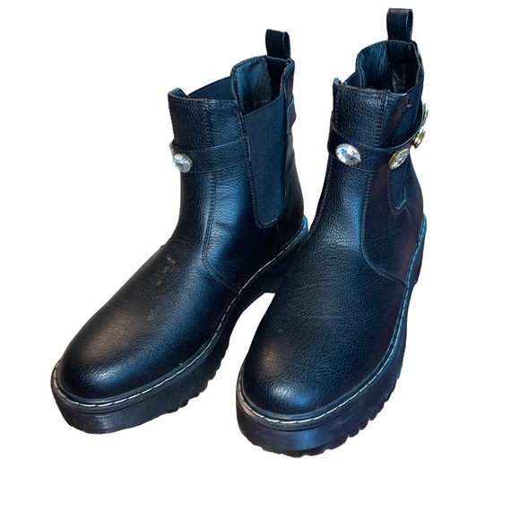 UnionBay Women’s Kelsie Boot Black With Gems Size 10 2” Platform Heel EUC - Picture 3 of 7